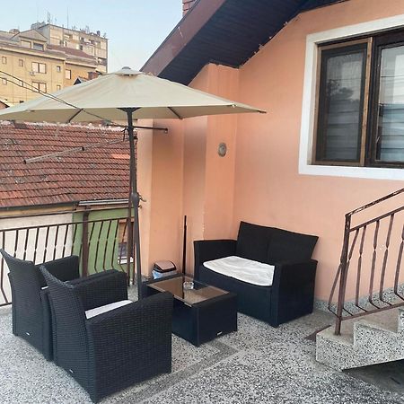 Micin Dom Apartment Pirot Ngoại thất bức ảnh